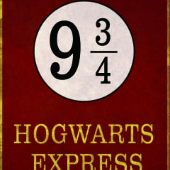 Meet your Posher, Emanuelle - Picture 1 of 1